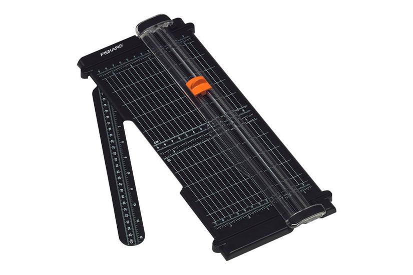 Fiskars A4 Recycled SureCut Titanium Personal Paper Trimmer - trimmer IT og elektronik > Foto/video > Fotoalbummer > Tilbehør til billeder og fotoalbum > Skærere og trimmere